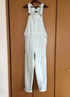 Item thumbnail for item 35eeb3bf-2cf4-4646-ade2-93c80f395acb