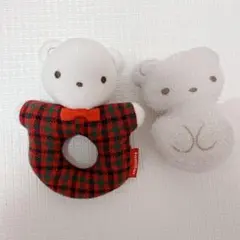 美品✨familiar クマ型ラトル2個セット　赤チェック