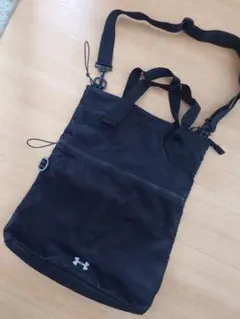 アンダーアーマーショルダーバック