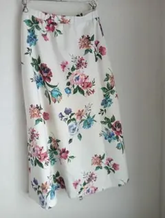未着用GROWING RICH❀花柄スカート