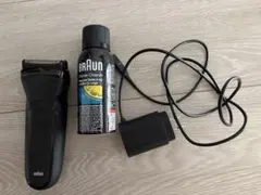 BRAUN メンズ電気シェーバー 本体 充電器付き