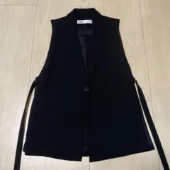ZARA ブラック ノースリーブベスト