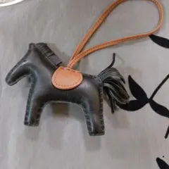 Item thumbnail for item 12f08c29-a440-4cd0-b249-a8f8311a25e6