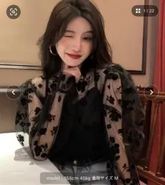 フラワー柄チュールシアートップス　ブラックのサムネイル