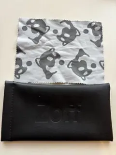 Zoff メガネケース 黒　メガネ拭きつき　匿名配送