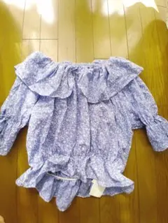 新品未使用ANAPミンピ　花柄トップスのサムネイル