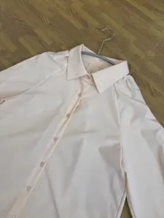 Pierrot シャツ 長袖　クリーム色のサムネイル