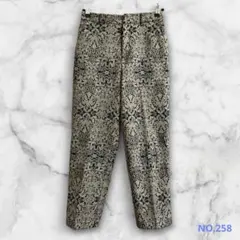 Item thumbnail for item a961bdd2-8f74-40fa-abf1-30086e40bf81