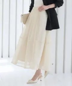 シアー素材 フレアスカート ロング丈 アイボリーのサムネイル