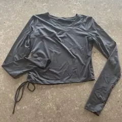 ブラック長袖ヨガウェア ドローストリング付き