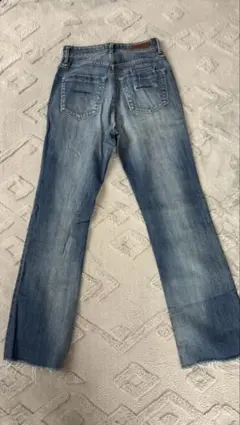 yanuk フレアデザイン デニムパンツ