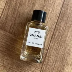 CHANEL N°5 オードゥトワレット