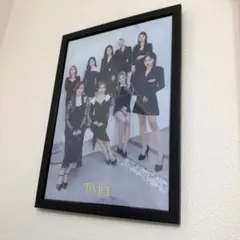 TWICE 4TH WORLD TOUR Ⅲ クリアポスター