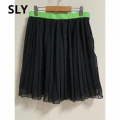 SLY プリーツスカート 黒のサムネイル