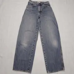 ユニクロ　ワイド フィット カーブデニム　24インチ(S)