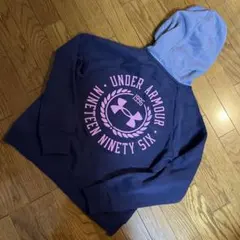 UNDER ARMOUR フード付きパーカー ネイビー