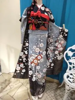 振袖フルセット(6点)・鈴乃屋扱・鈴ガード加工済・古典柄・飛鶴・正絹