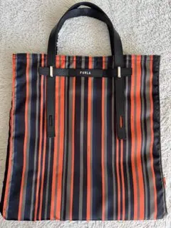 未使用 FURLA ストライプ柄トートバッグ　リバーシブルタイプ