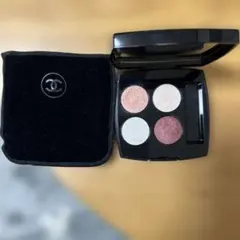 CHANEL レ キャトル オンブル　374