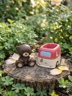 くまのオブジェ 茶 とバス鉢 レッド 2点セット