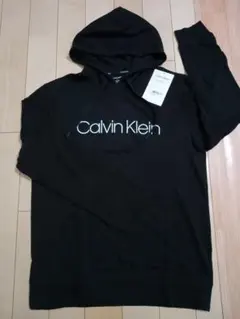 1【今だけ価格】新品未使用Calvin kleinカルバンクライン パーカー黒L