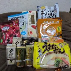 色々セット（菓子、飲み物、インスタントラーメン）＋おまけ付き