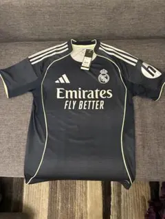 【新品タグ付】adidas レアルマドリード ユニフォーム　メンズM