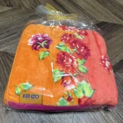 【新品】KENZO 花柄 バスタオル 花柄 オレンジ系のサムネイル