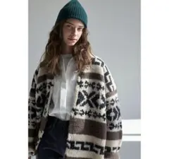 Item thumbnail for item d78fbb6f-9a8b-428c-a78a-57f6ea242d68