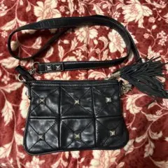 BETSEY JOHWSON ベッツィジョンソン　黒レザーバッグY2Kのサムネイル