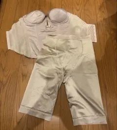 ブライダルインナーbridalbloom ビスチェ&ロングガードルセット