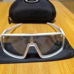 OAKLEY サングラス ホワイトのサムネイル
