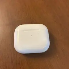AirPods 第3世代ホワイト 充電ケースのみ