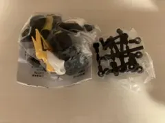 ガチャガチャ　ウイングマン　フィギュア　新品未使用　イエロー