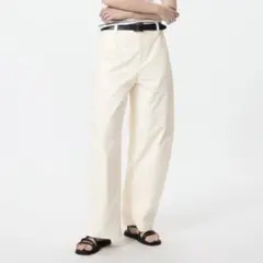 ユニクロ　ジャージーバレルレッグパンツ　オフホワイト　XL