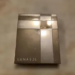 LUNASOL スキンモデリングアイズ 01