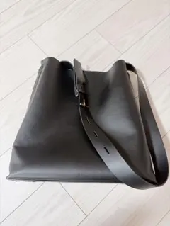 【A4対応】【E'POR】Y BAG Shoulder Large ブラック