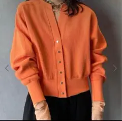 ADAM ET ROPÉ オレンジ キーネックスナップカーディガン