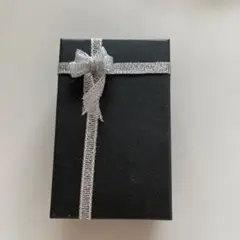 ハート型のゴールドネックレス