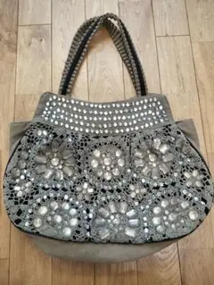 ビーズ装飾トートバッグ 大容量 カーキ系