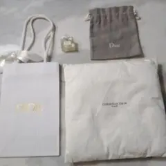 値下げMiss Dior Eau de Parfum (5ml)ノベルティセット