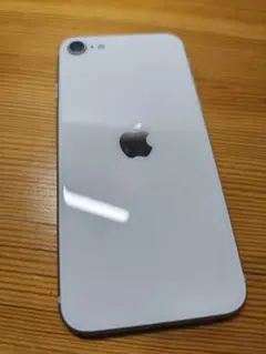 iPhone SE 第2世代 64GB ホワイト SIMフリー 美品 - メルカリ