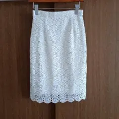 ユニクロレースタイトスカート