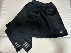 adidas アシンメトリーフレアスカートのサムネイル
