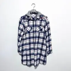 ブルーストライブ　トップス　長袖　チェック柄　フード　胸ポケット　花柄