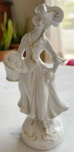 ヘキスト　HOCHST フィギュリン　陶器人形　白磁　ドイツ 2025年最新】白磁フィギュリンの人気アイテム - メルカリ