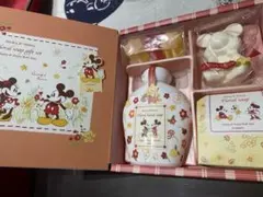 ★新品未使用★ディズニー　ミッキー&ミニーフローラルソープギフトセット