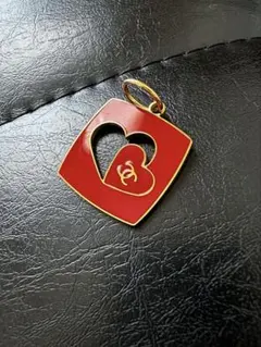 橘*n様 シャネル ハート型チャーム バレンタイン