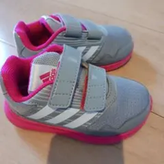 adidas キッズ スニーカー グレー ピンク