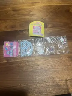 ちいかわ　サンリオキャラクターズ　レイヤーアクリルスタンド